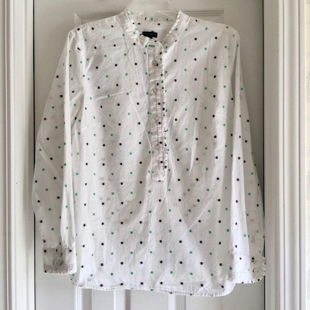 Fresh Talbots Swiss dot pullover style top!!☘️ - Picture 4 of 12